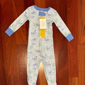 Beaufort Bonnet Knox’s Night Night 12-80 mo —Lucky Ducks / Barbados Blue NWT